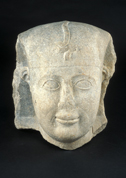 رأس لملك مصري من عهد الأسرة الخامسة والعشرين