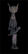 تمثال صغير للإلهة إيزيس ترضع "حربوقراط"