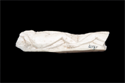 Plaque en ivoire représentant une femme demi-couchée