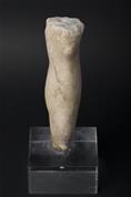 Fragment d’une jambe de statue